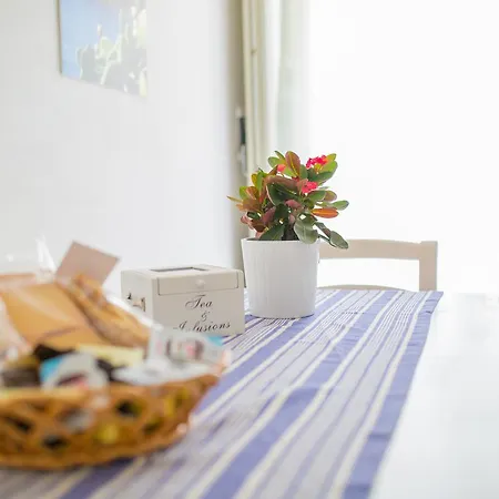 Apartment Dimora Storica La Torre Nel Borgo Borgagne