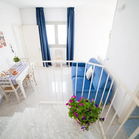Apartment Dimora Storica La Torre Nel Borgo *